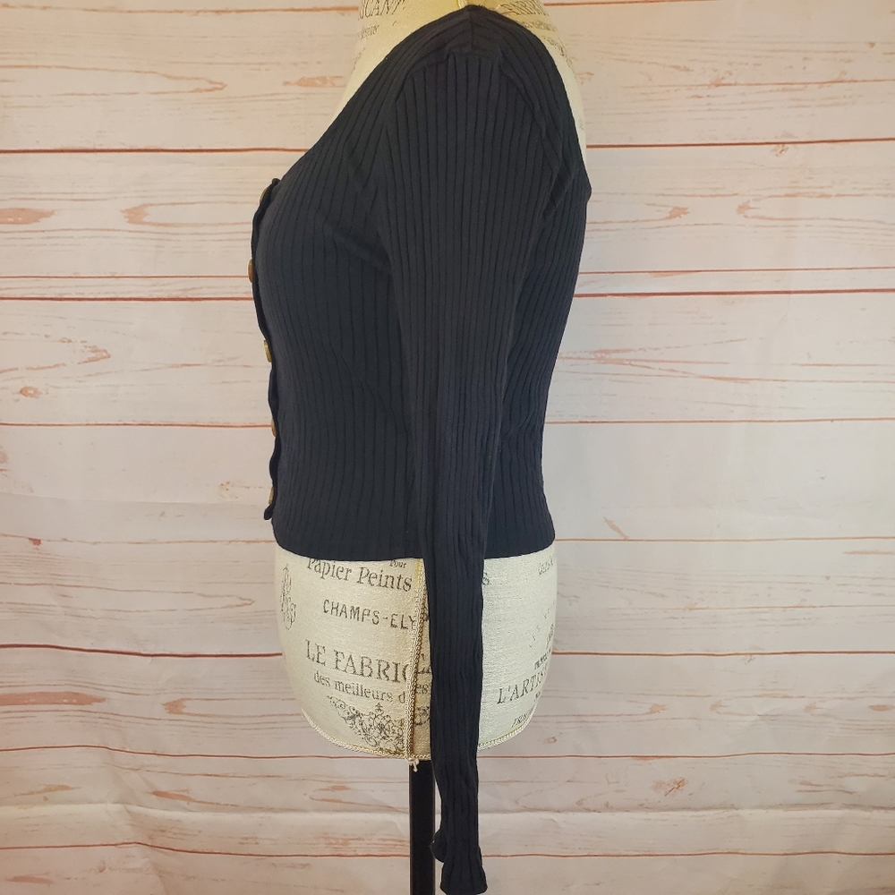 Long Sleeve Ribbed Crop Top - Picture 2 of 4